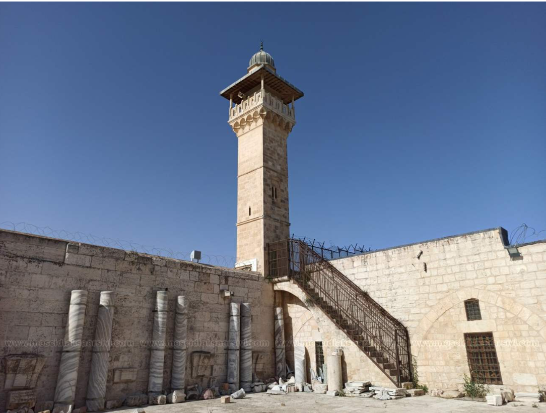 Megaribe Kapısı Minaresi